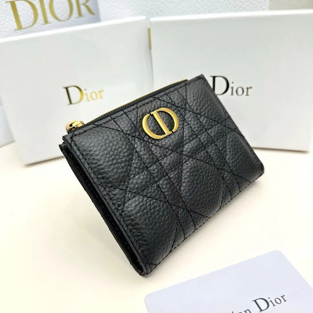 DR372 Dior Caro Dahlia Wallet / 4.5 x 3.5 x 1 inches