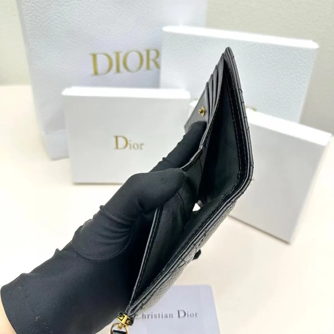 DR372 Dior Caro Dahlia Wallet / 4.5 x 3.5 x 1 inches