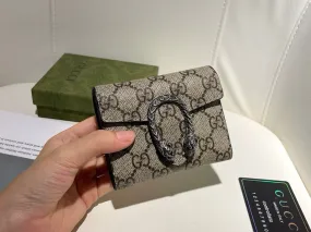 GC620 Dionysus Medium Wallet