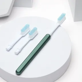 Green Toothbrush   2 brush heads