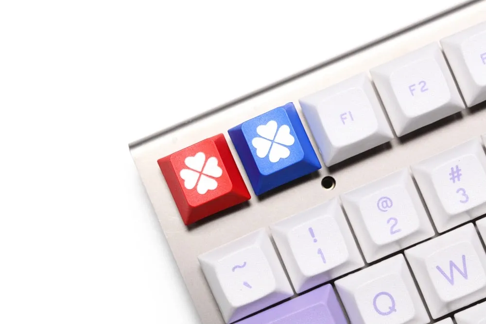 Novelty cherry profile dip dye sculpture pbt keycap Lucky cloverlaser etched r1 1x purple red blue