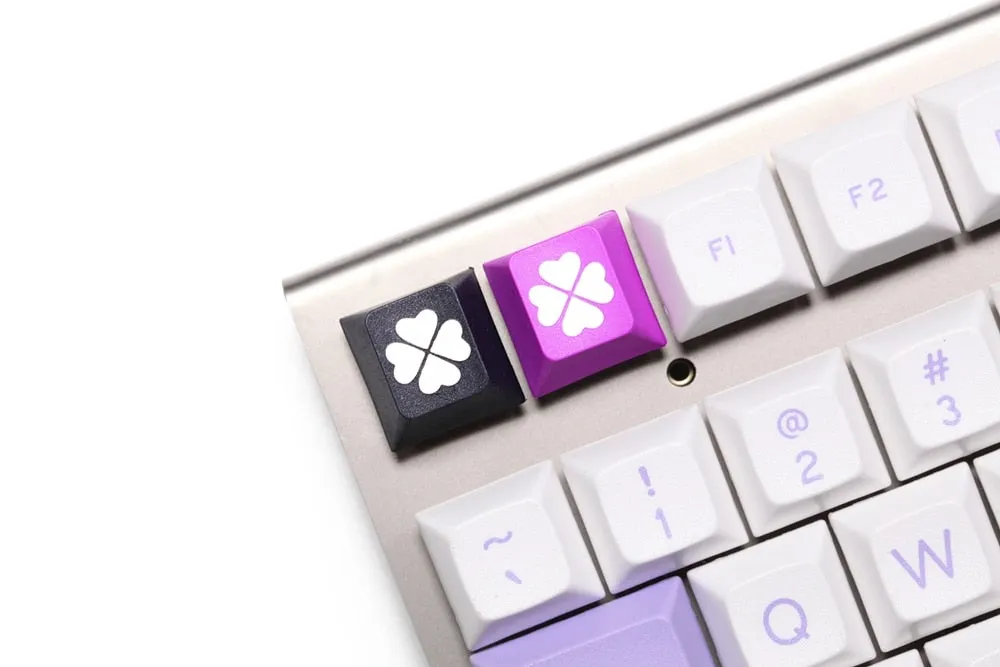 Novelty cherry profile dip dye sculpture pbt keycap Lucky cloverlaser etched r1 1x purple red blue