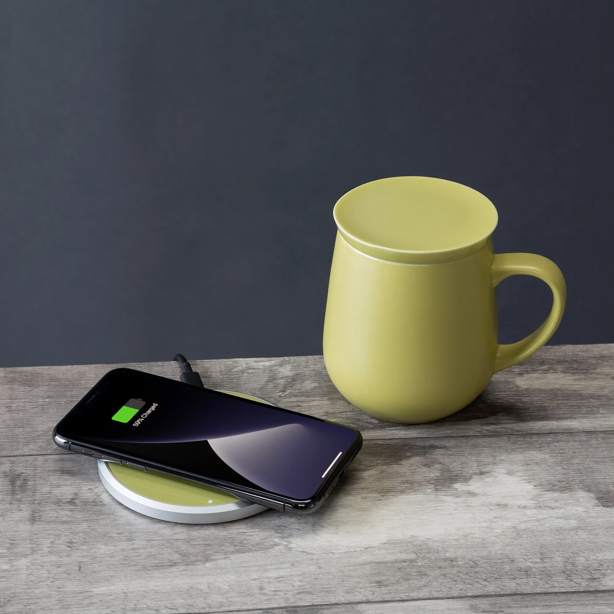 Ui Self-Heating Ceramic Mug & Wireless Charger