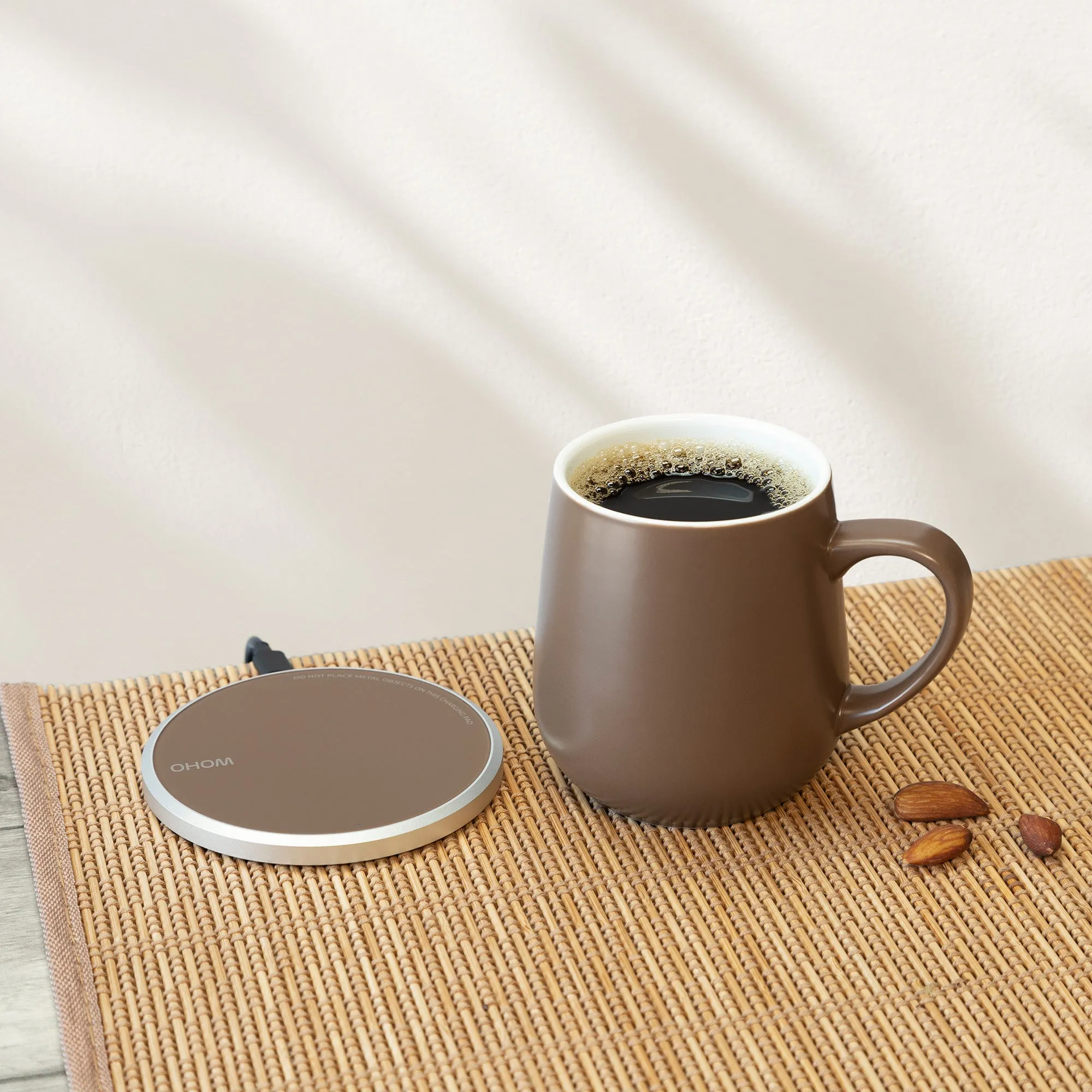 Ui Self-Heating Ceramic Mug & Wireless Charger