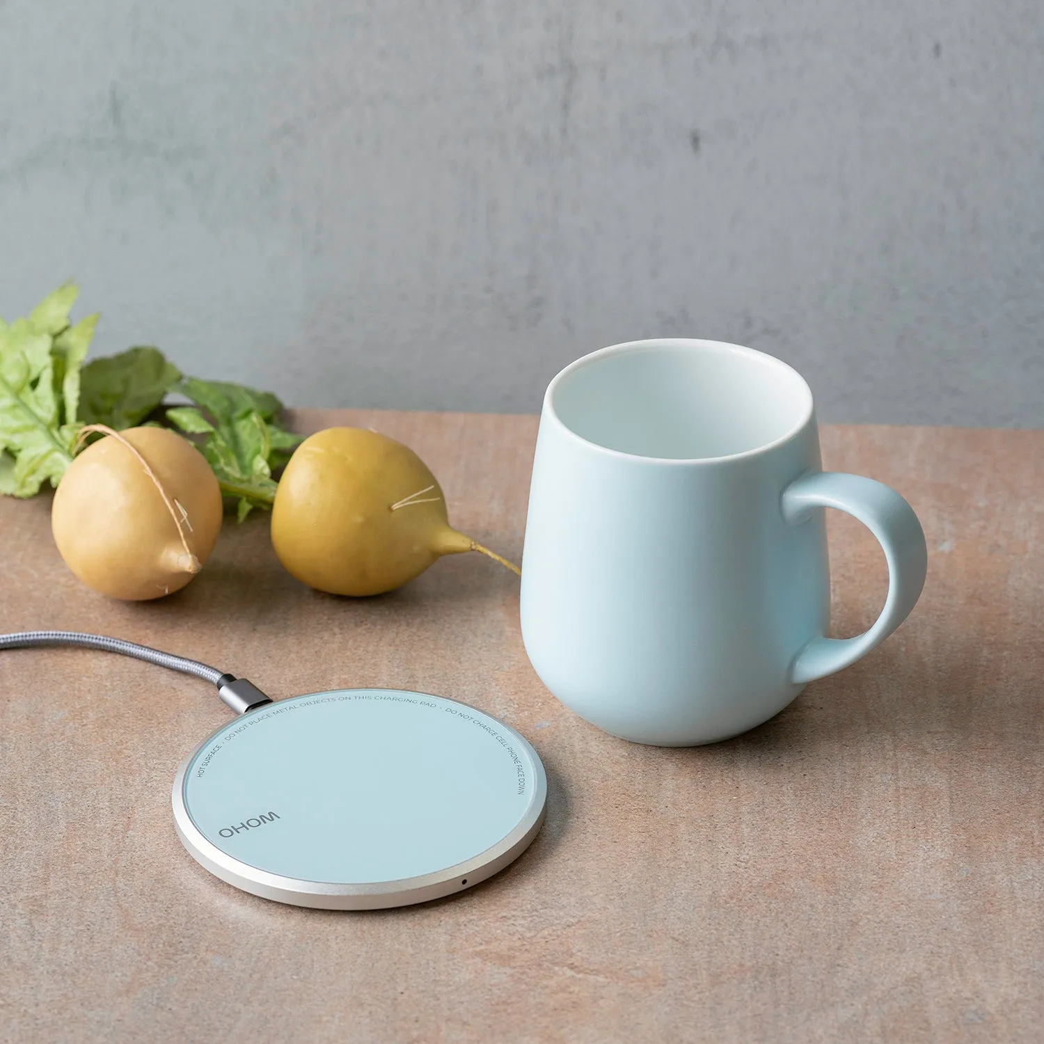 Ui Self-Heating Ceramic Mug & Wireless Charger