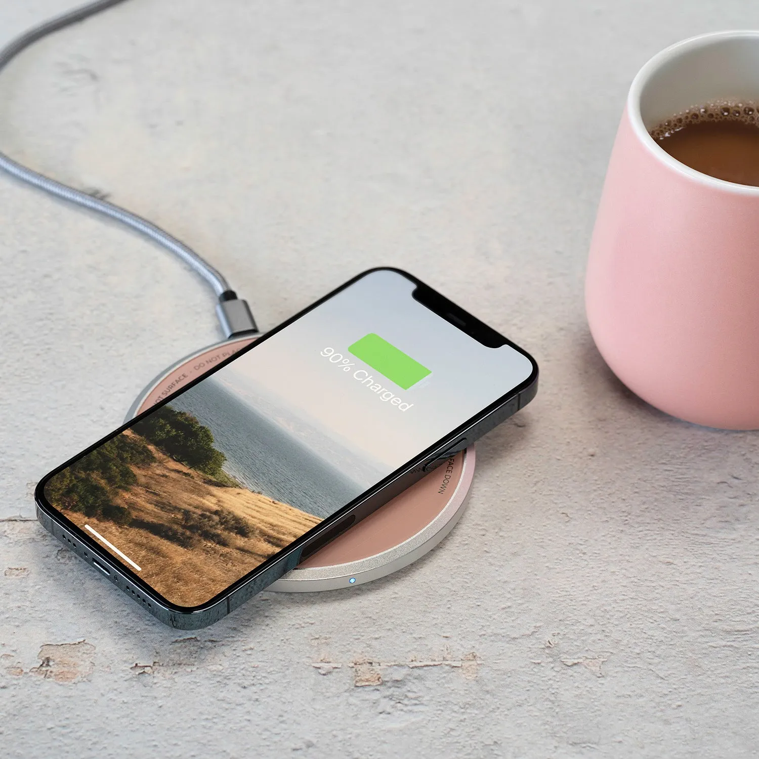 Ui Self-Heating Ceramic Mug & Wireless Charger