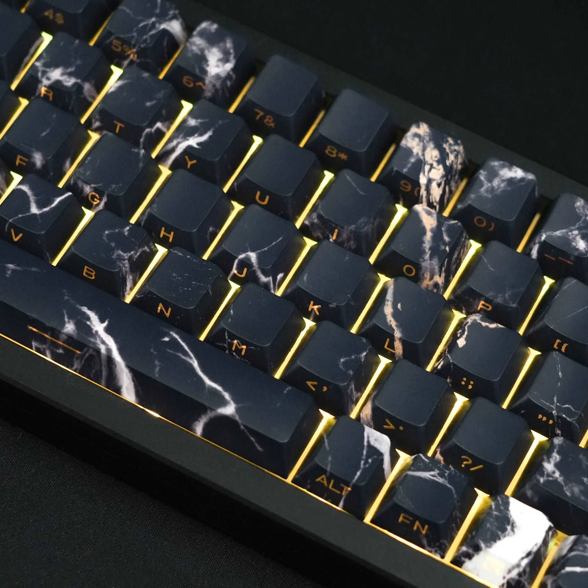 XVX  Side-Printed Cherry Profile Dye Sublimation PBT Keycap Set (136-Key)